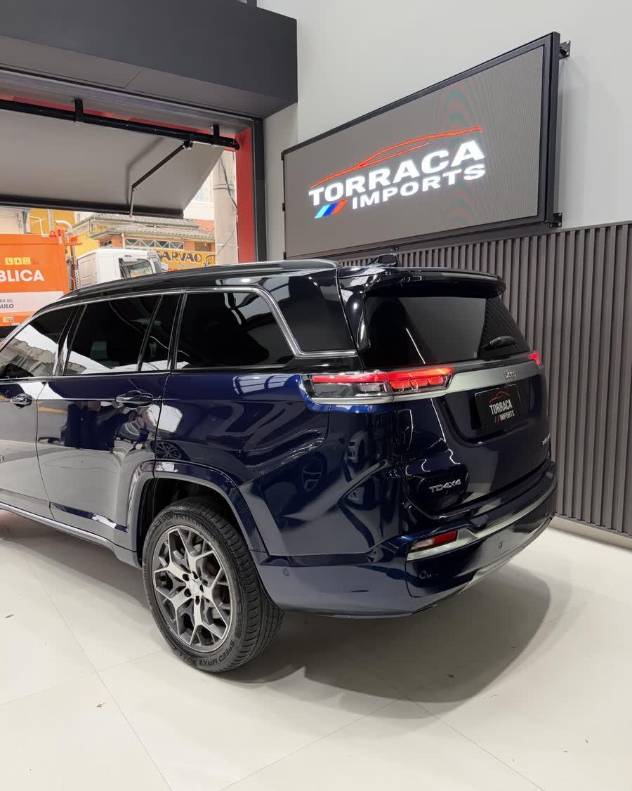 Jeep Commander Overland 2.0 Diesel 2022 — foto 3 de 8