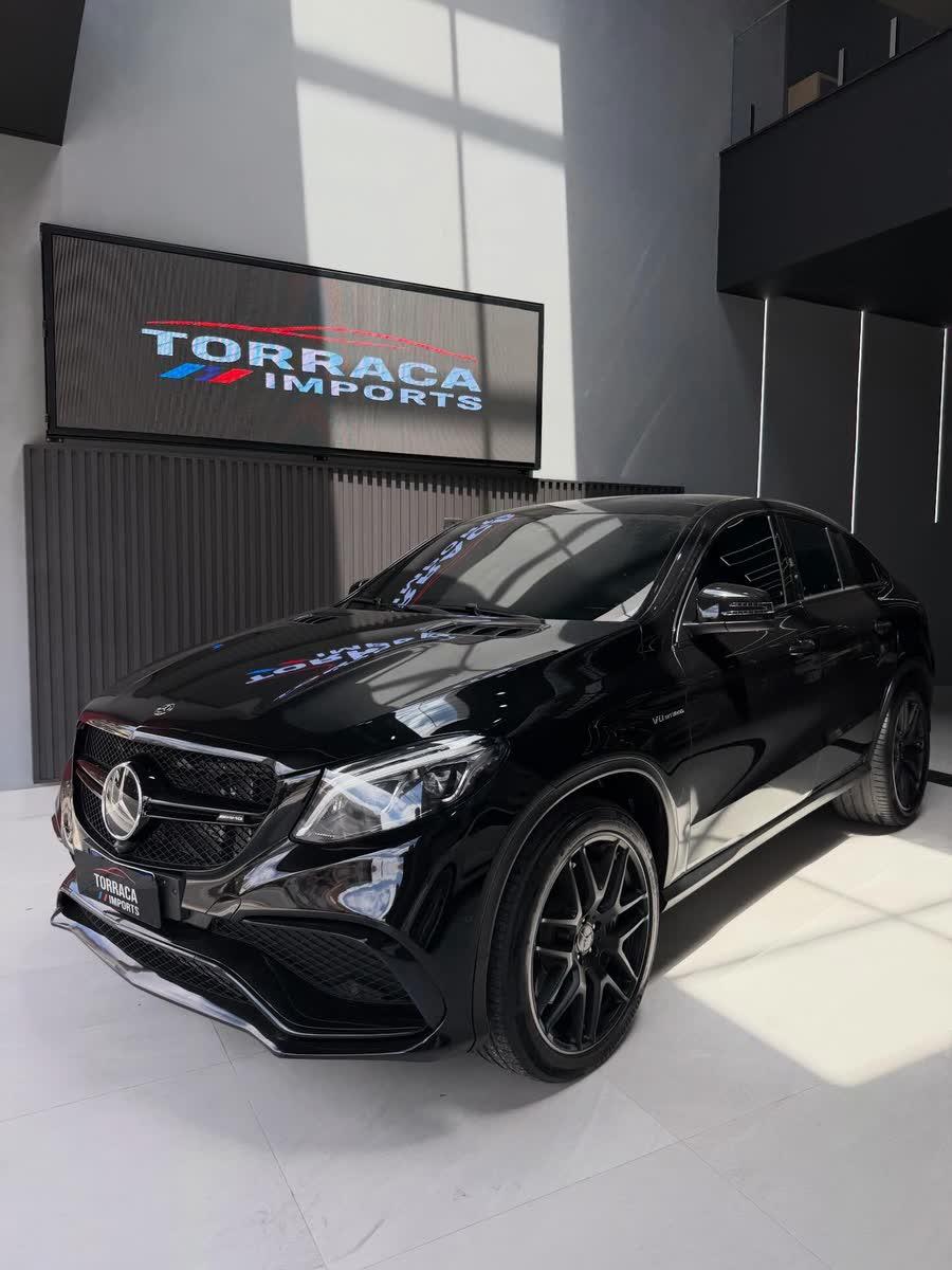 Mercedes-Benz GLE 63 AMG 5.5 V8 Biturbo 4MATIC 2018, cor preto
