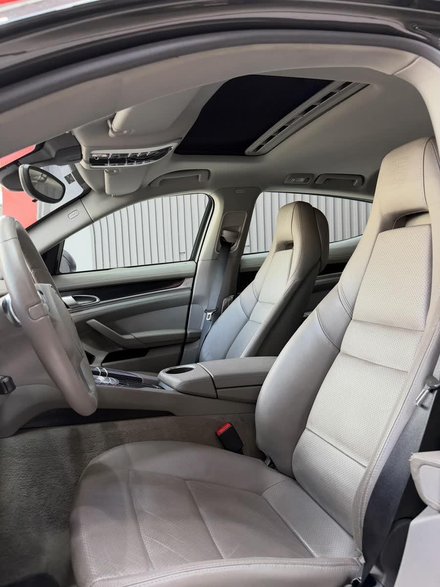 Porsche Panamera S 4.8 2012 — foto 5 de 8