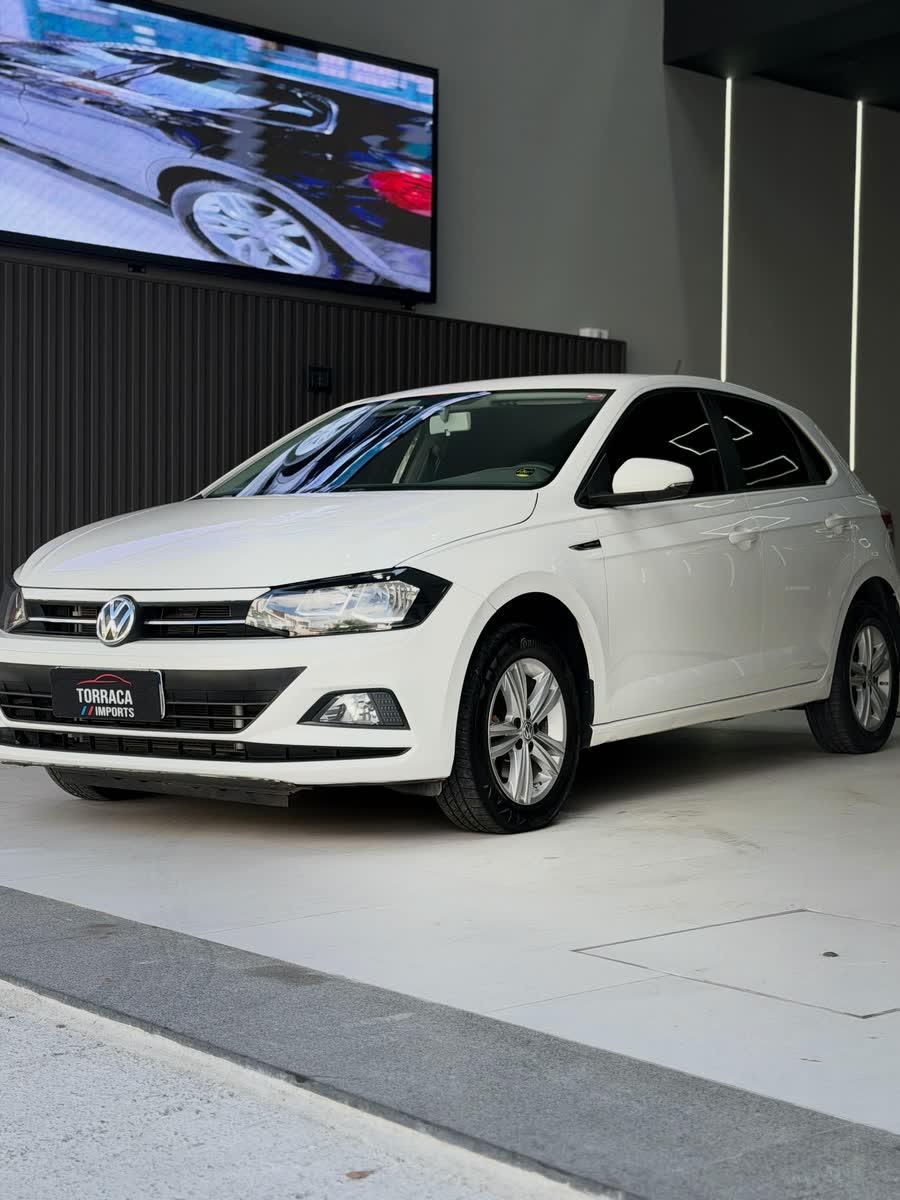 Volkswagen Polo Comfortline 200 TSI 2018/2019, cor branco