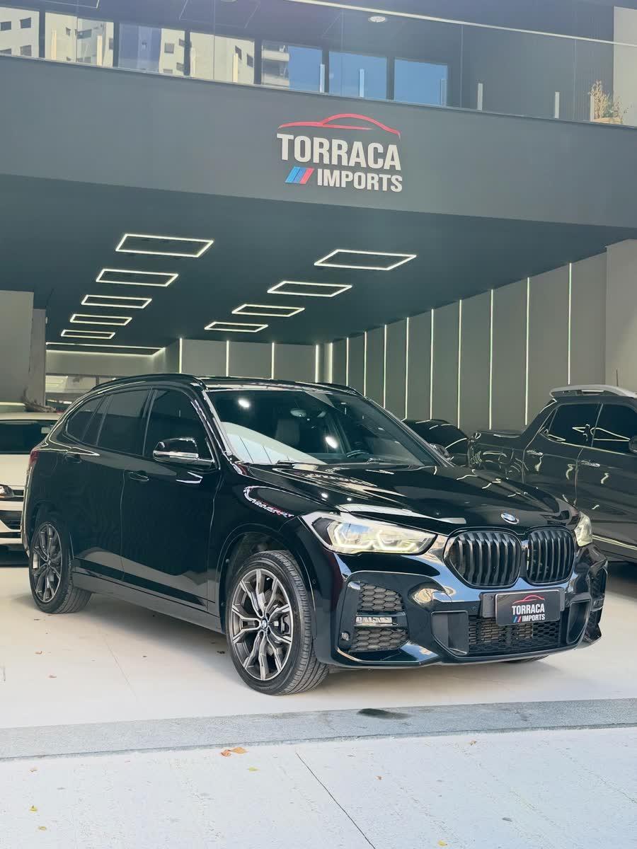 BMW X1 M Sport 25 Anos 2.0 ActiveFlex 2020/2021 — foto 2 de 8