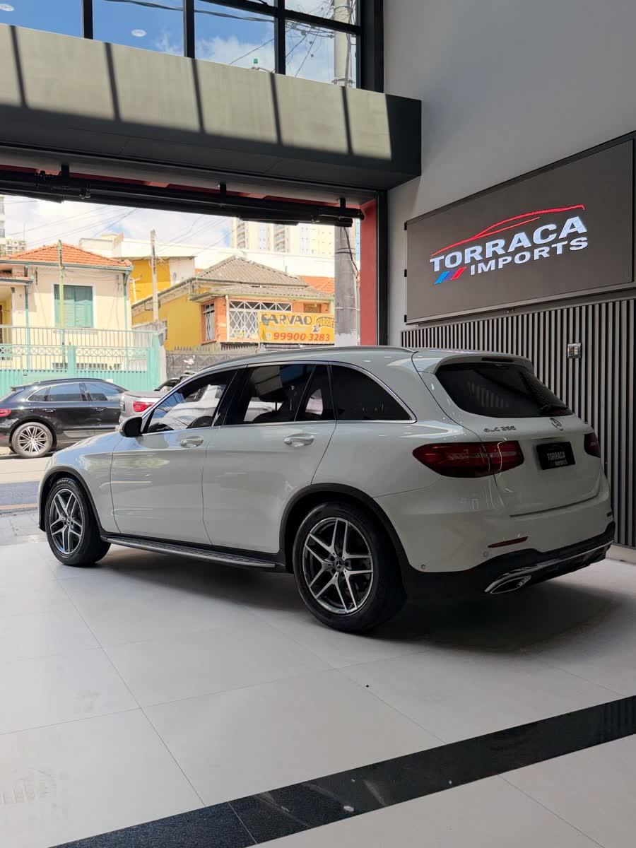 Mercedes-Benz GLC 250 Sport Blindada 2017/2018 — foto 3 de 8