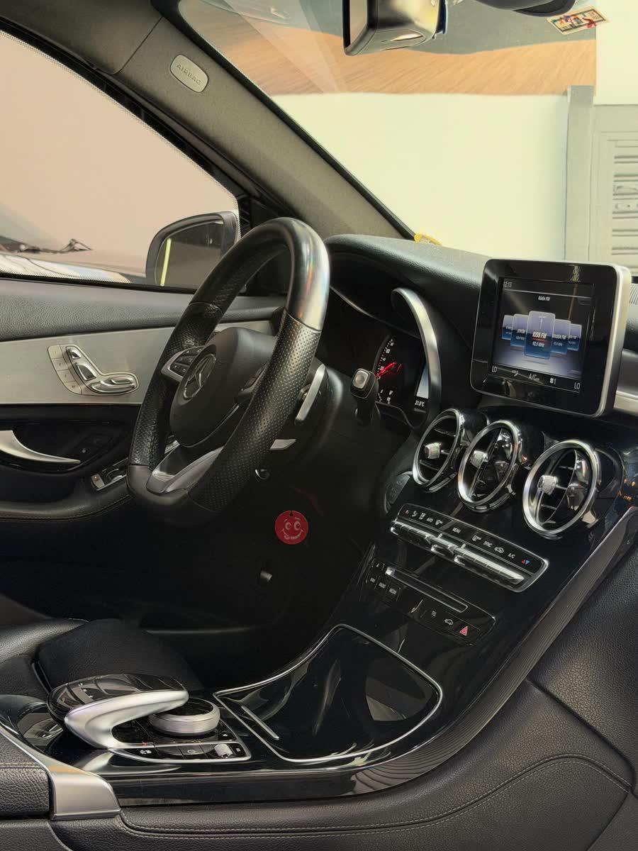Mercedes-Benz GLC 250 Sport Blindada 2017/2018 — foto 8 de 8