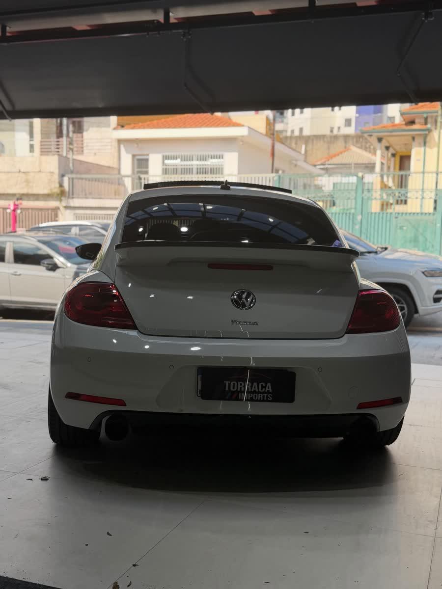 Volkswagen Fusca R-Line 2.0 TSI 2013/2014 — foto 4 de 8